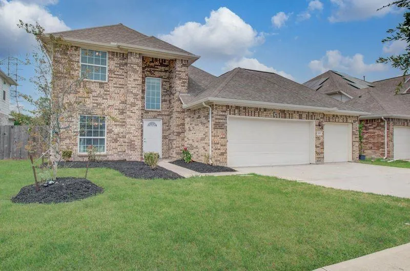 309 Burgundy Drive Alvin, TX 77511