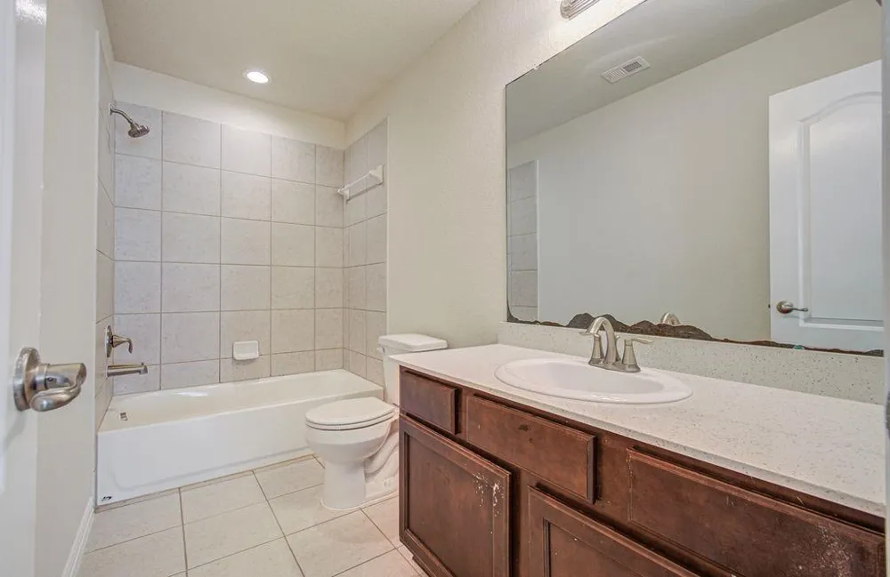 309 Burgundy Drive Alvin, TX 77511