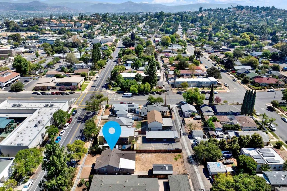 127 W 5th Ave Escondido, CA 92025