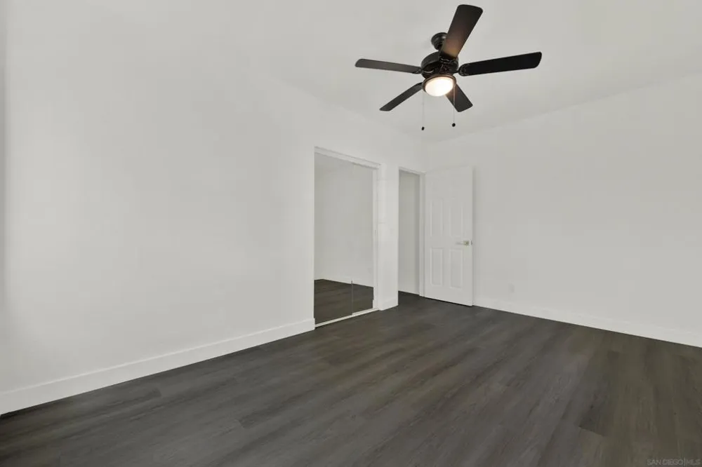 127 W 5th Ave Escondido, CA 92025