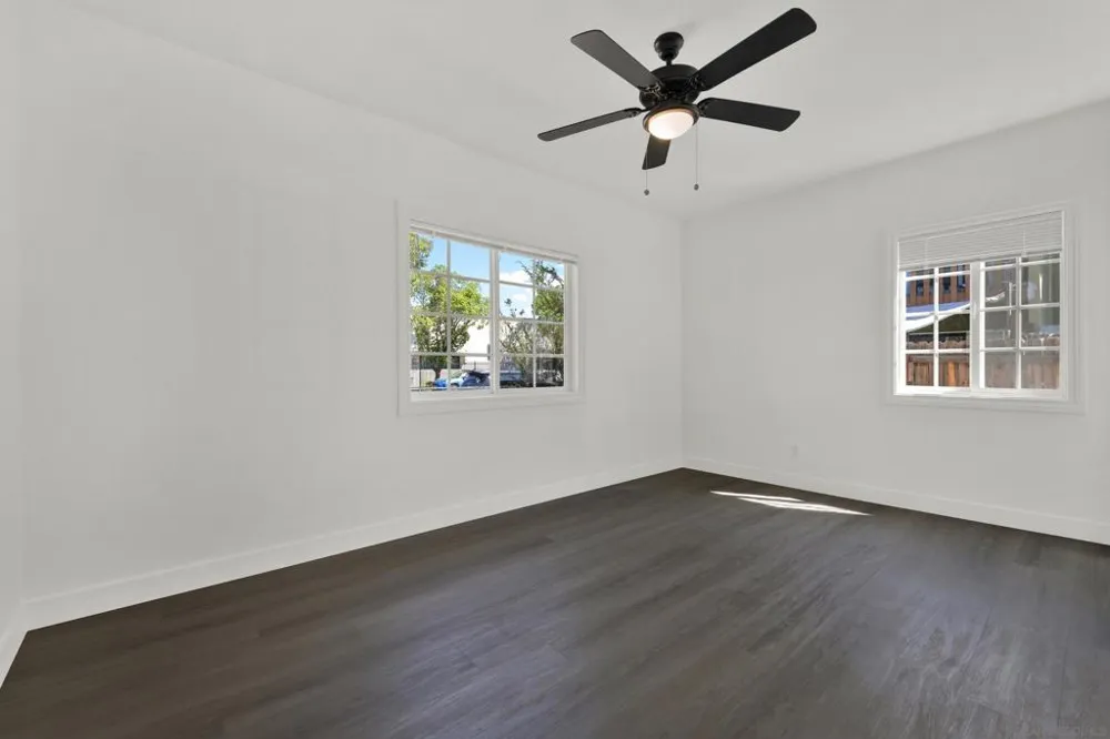 127 W 5th Ave Escondido, CA 92025