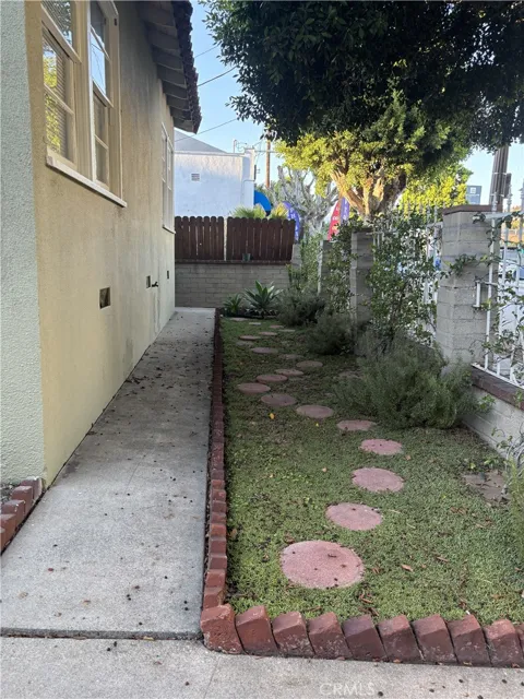 4131 Verdugo Rd