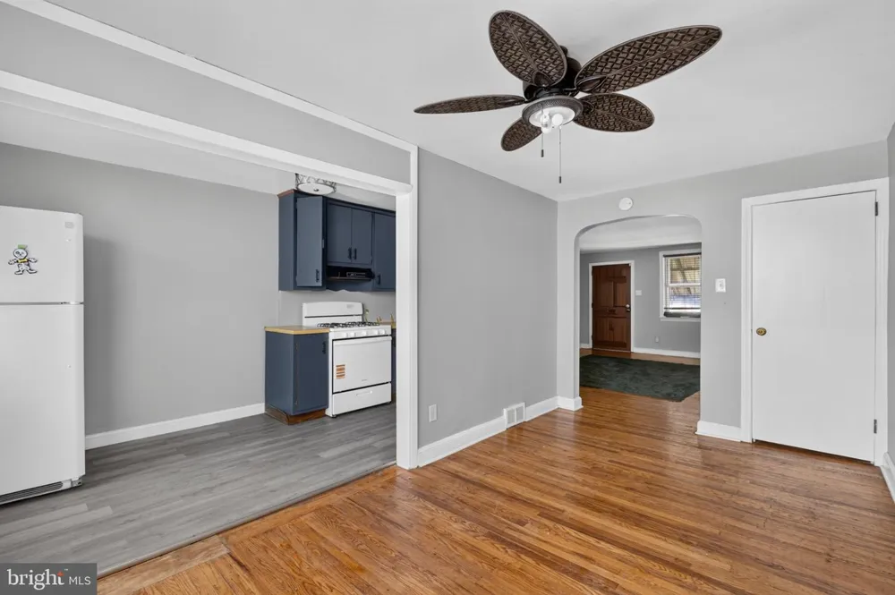 351 W 22ND STREET Chester, PA 19013