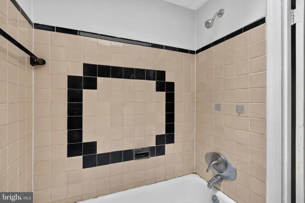 351 W 22ND STREET Chester, PA 19013
