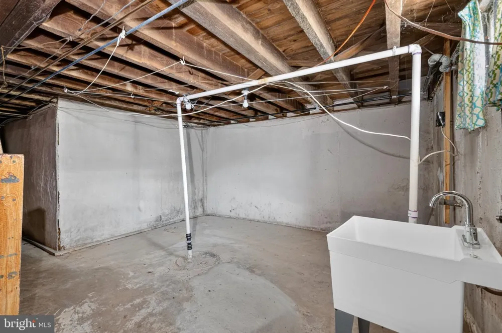351 W 22ND STREET Chester, PA 19013