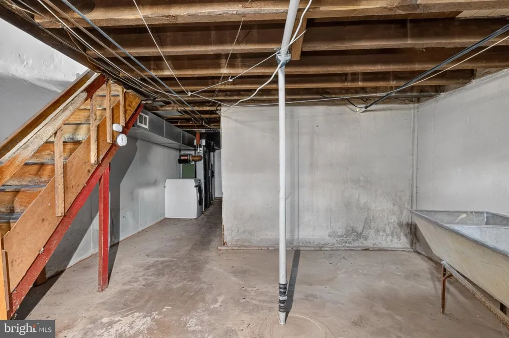 351 W 22ND STREET Chester, PA 19013