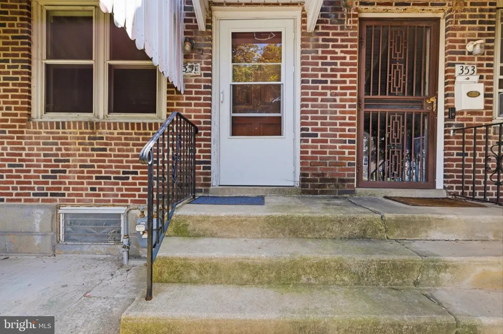 351 W 22ND STREET Chester, PA 19013