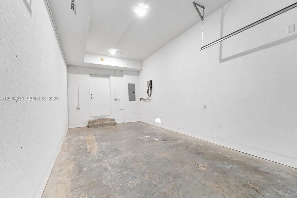 1167 NW 2nd St Florida City, FL 33034