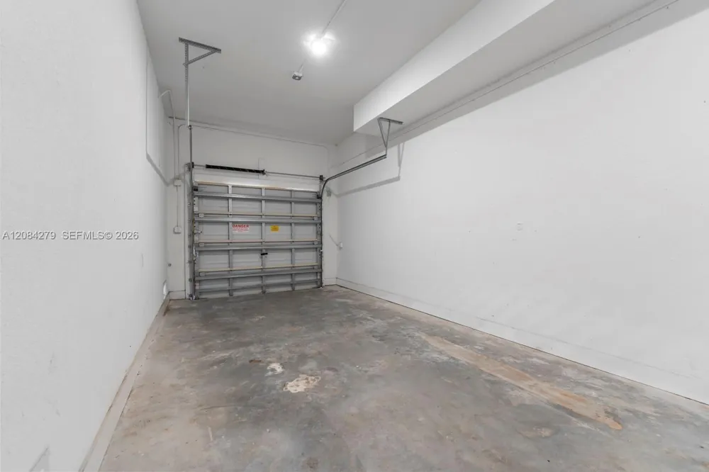 1167 NW 2nd St Florida City, FL 33034