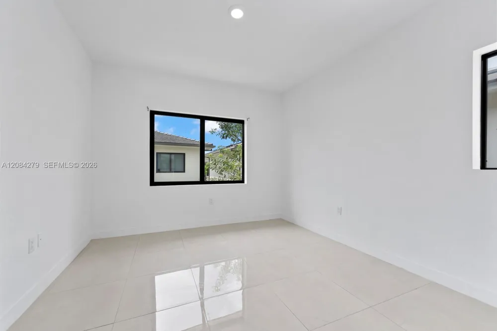 1167 NW 2nd St Florida City, FL 33034