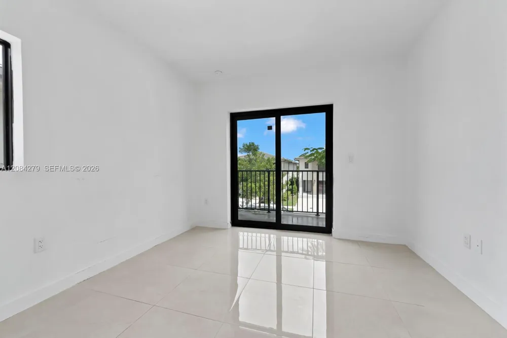 1167 NW 2nd St Florida City, FL 33034