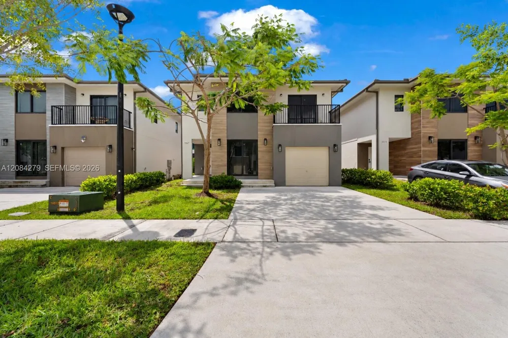 1167 NW 2nd St Florida City, FL 33034