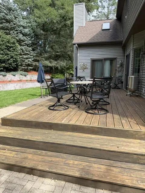 2147 Wooded Way Stevensville, MI 49127