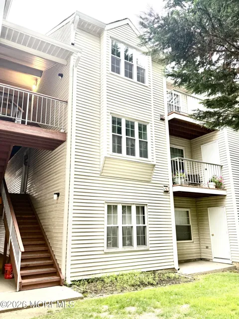 231 Atlantic Street #23