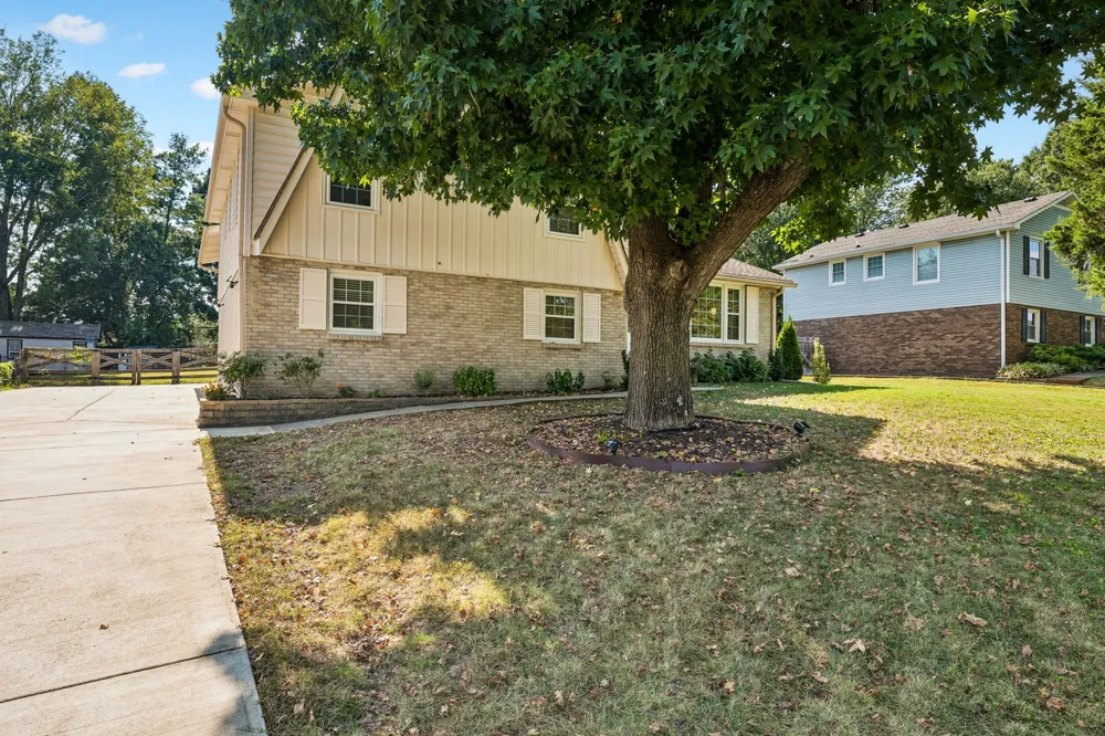 708 Countrywood Dr Franklin, TN 37064
