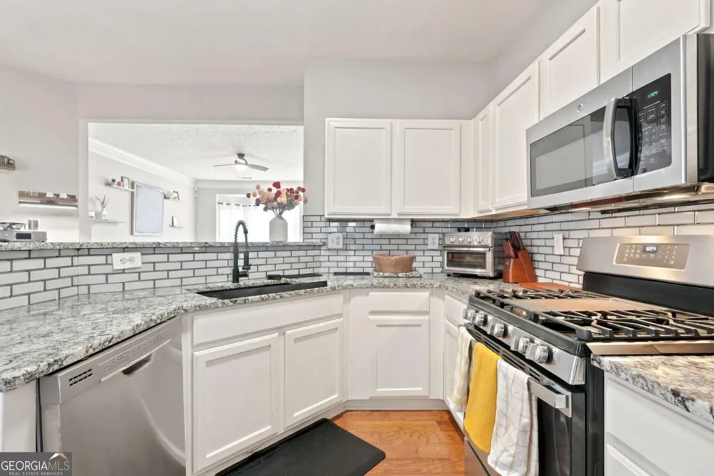 345 Abbotts Mill DR Johns Creek, GA 30097