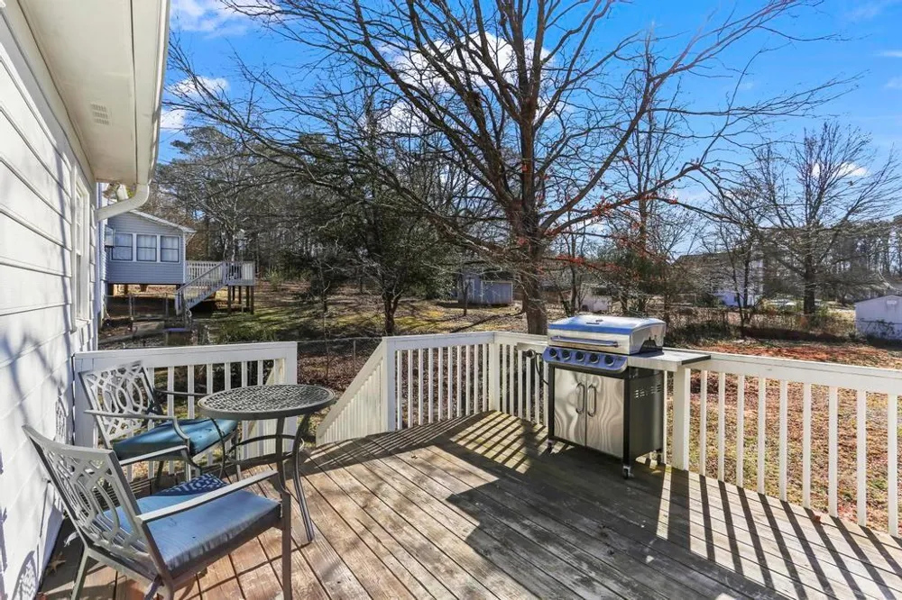 323 West Lane Woodstock, GA 30188