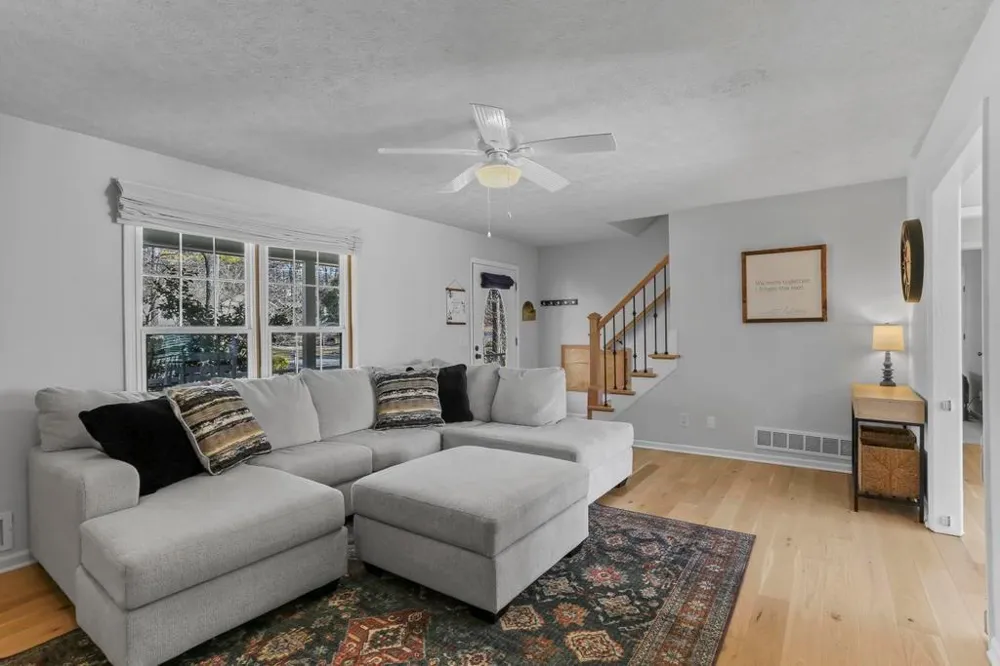 323 West Lane Woodstock, GA 30188