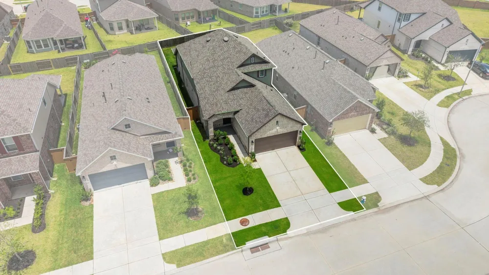 21622 Wave Hollow Drive Cypress, TX 77433