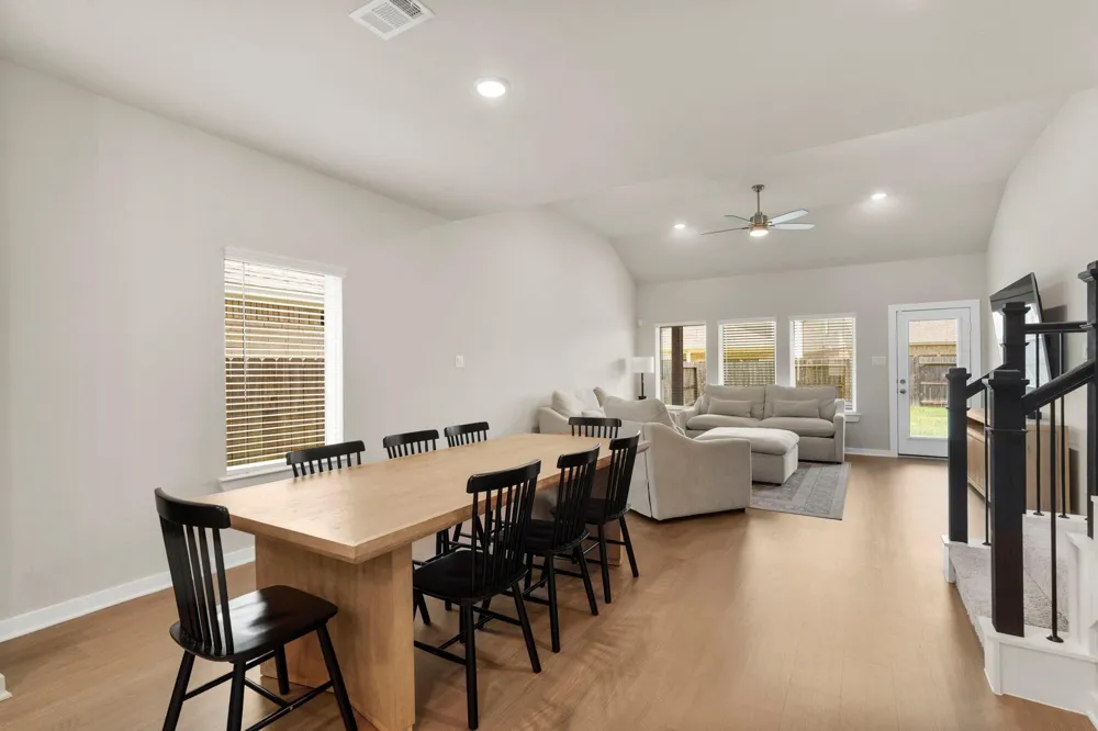 21622 Wave Hollow Drive Cypress, TX 77433