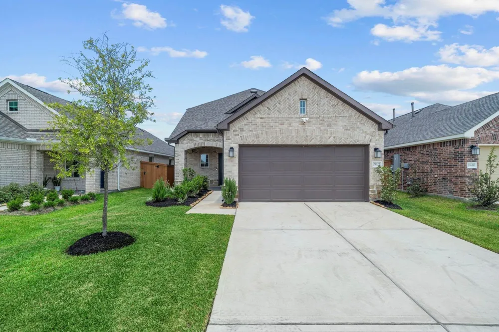 21622 Wave Hollow Drive Cypress, TX 77433