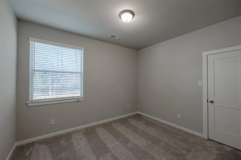 115 Handley Drive Montgomery, TX 77316