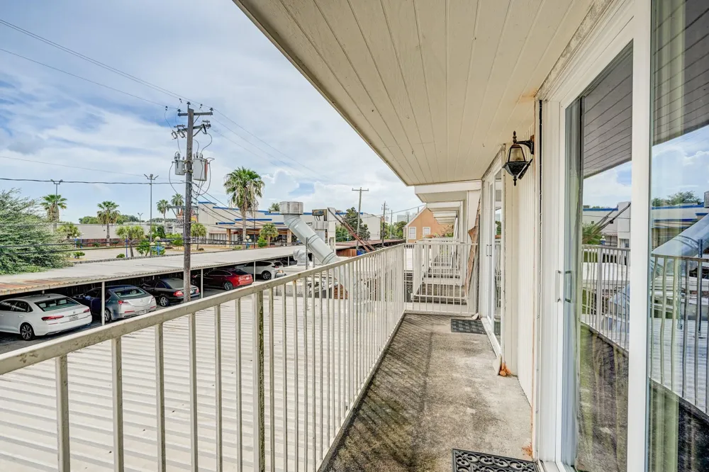 2727 Briarhurst Drive #25 Houston, TX 77057