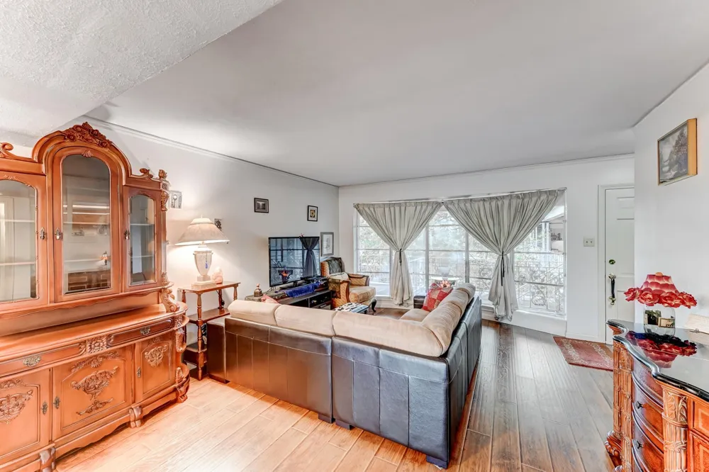 2727 Briarhurst Drive #25 Houston, TX 77057