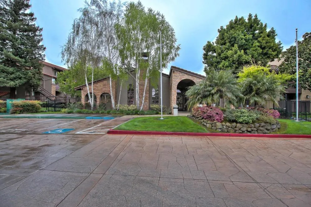 2250 Monroe Street #264 Santa Clara, CA 95050