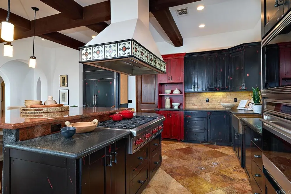 6811 VIANDA COURT Carlsbad, CA 92009