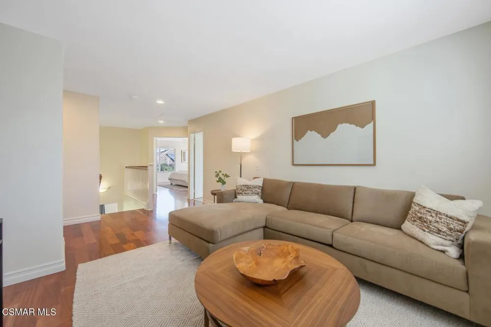 3851 Alex Court Newbury Park, CA 91320