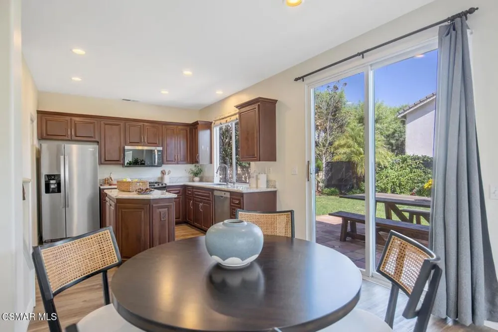 3851 Alex Court Newbury Park, CA 91320