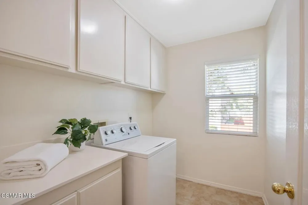 3851 Alex Court Newbury Park, CA 91320