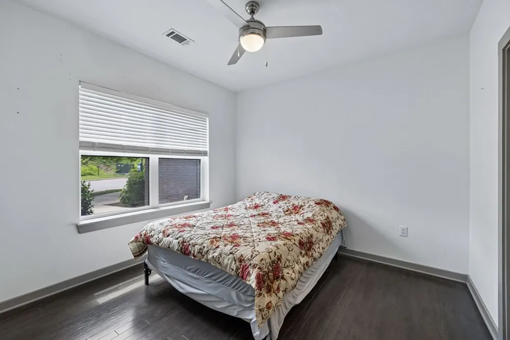 1638 54th Ave #101 Nashville, TN 37209