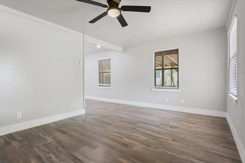 204 E Fowler Avenue Killeen, TX 76541