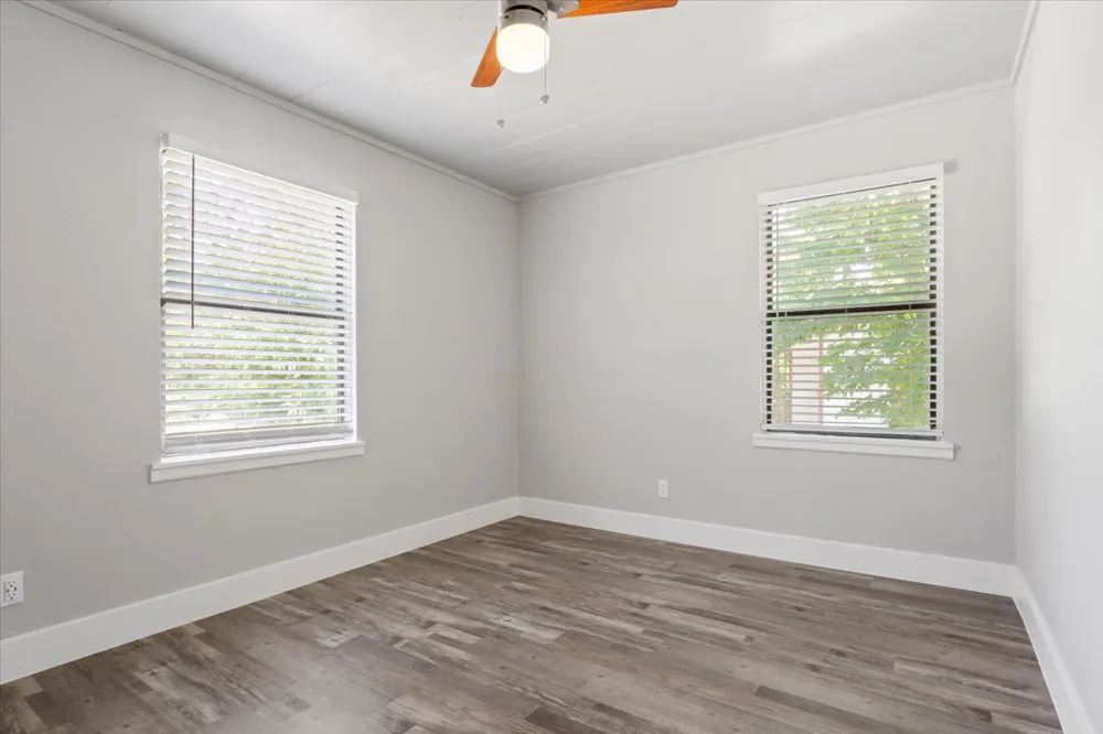 204 E Fowler Avenue Killeen, TX 76541