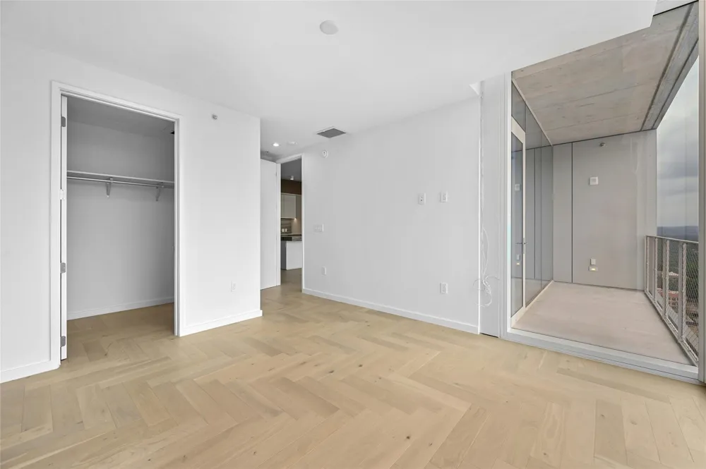 313 W 17th Street #2402 Austin, TX 78701