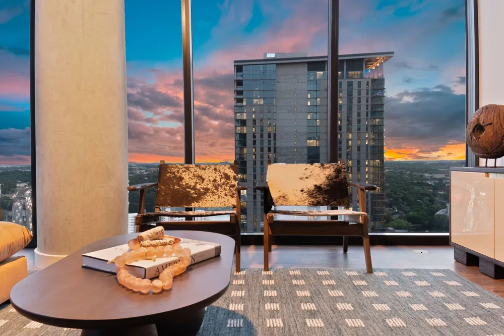 84 East Avenue #1506 Austin, TX 78701