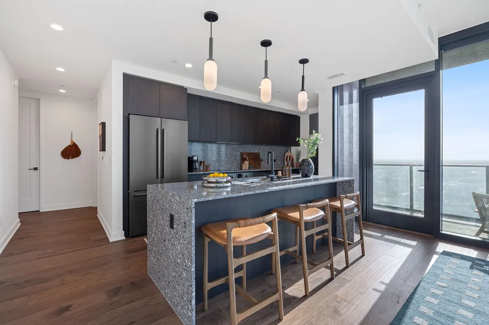 84 East Avenue #1506 Austin, TX 78701