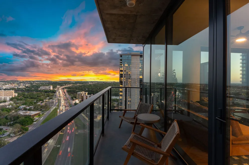 84 East Avenue #1506 Austin, TX 78701