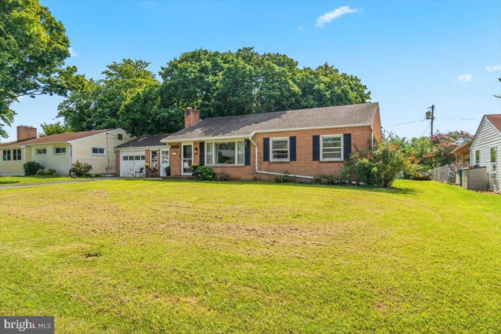 17625 YORK ROAD Hagerstown, MD 21740