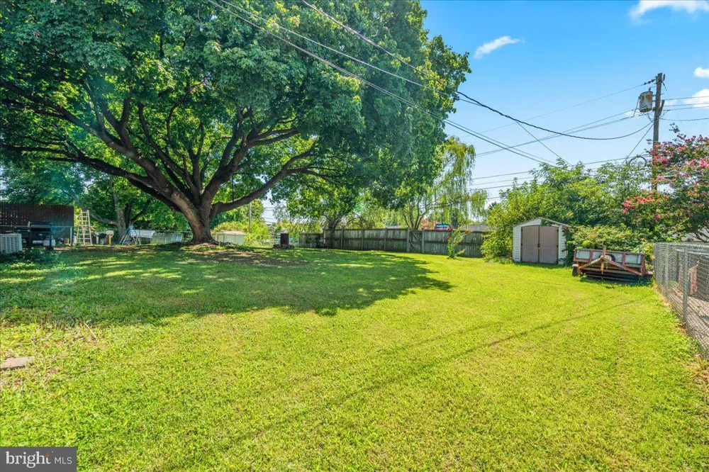 17625 YORK ROAD Hagerstown, MD 21740