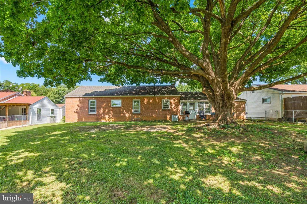 17625 YORK ROAD Hagerstown, MD 21740