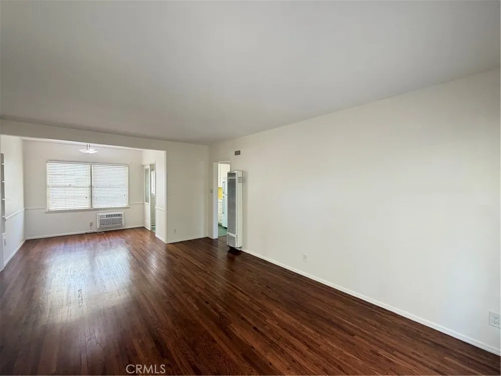 1120 Monterey #8 Alhambra, CA 91801