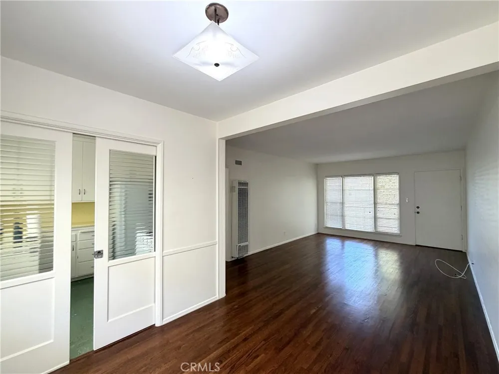 1120 Monterey #8 Alhambra, CA 91801