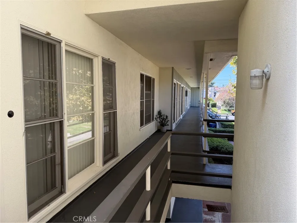 1120 Monterey #8 Alhambra, CA 91801