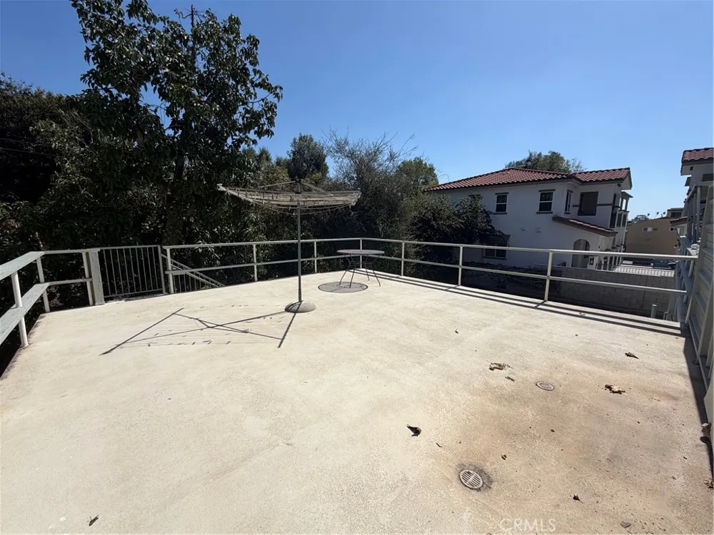 1120 Monterey #8 Alhambra, CA 91801