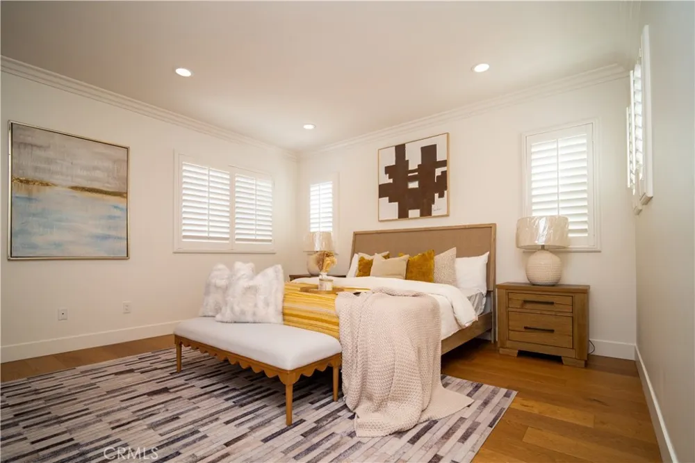 9401 Longden Temple City, CA 91780