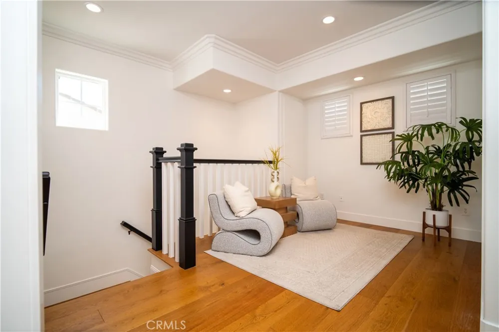 9401 Longden Temple City, CA 91780