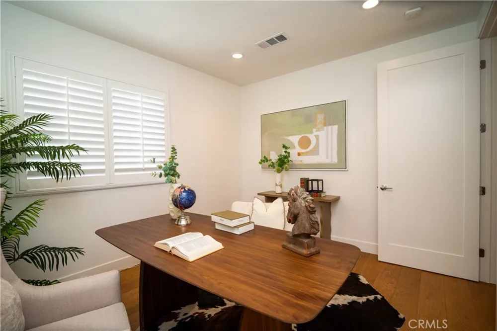 9401 Longden Temple City, CA 91780